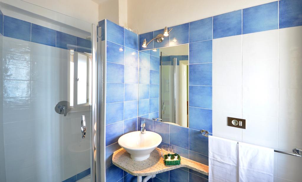 Hotel Stella Maris Capoliveri  Esterno foto