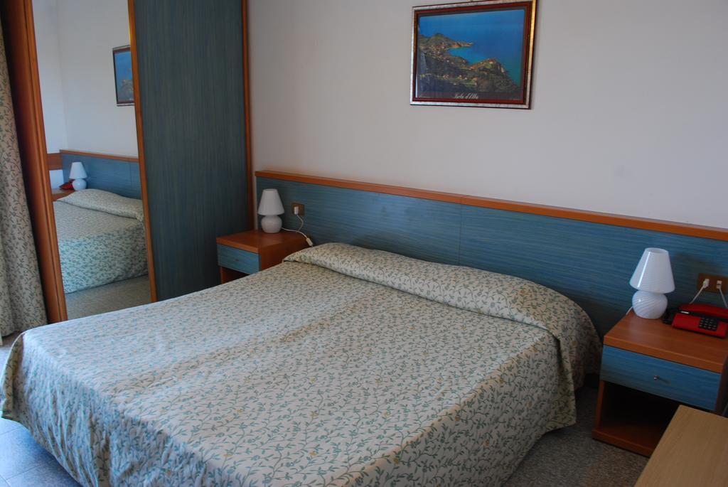 Hotel Stella Maris Capoliveri  Esterno foto