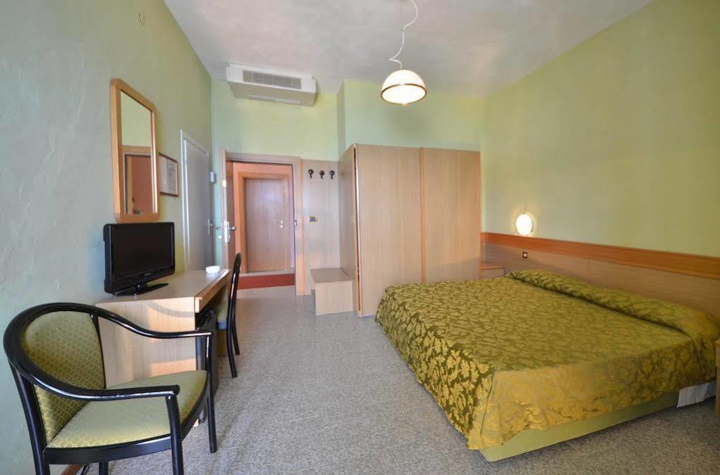 Hotel Stella Maris Capoliveri  Esterno foto